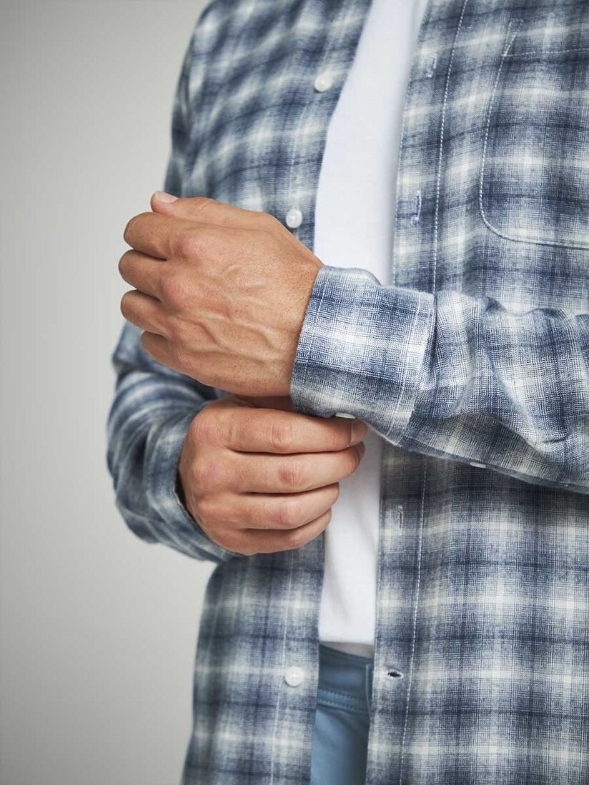 Фото 6 - Мужская рубашка I-RLC73 