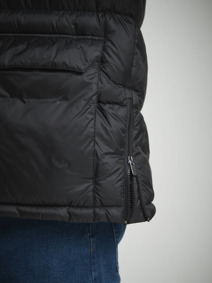 Фото 10 - Мужская куртка CR-MJ106-7 